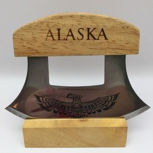 Alaskan Ulu Knife with Stand